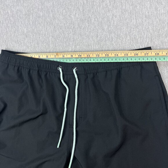 Huk Capers Swim Trunks Mens XL Black Mesh Lined Pockets Drawstring Fishing - Picture 10 of 13